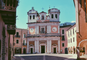 Cathedral-Santa-Maria-Assunta-Atina-©GiuseppeMassa